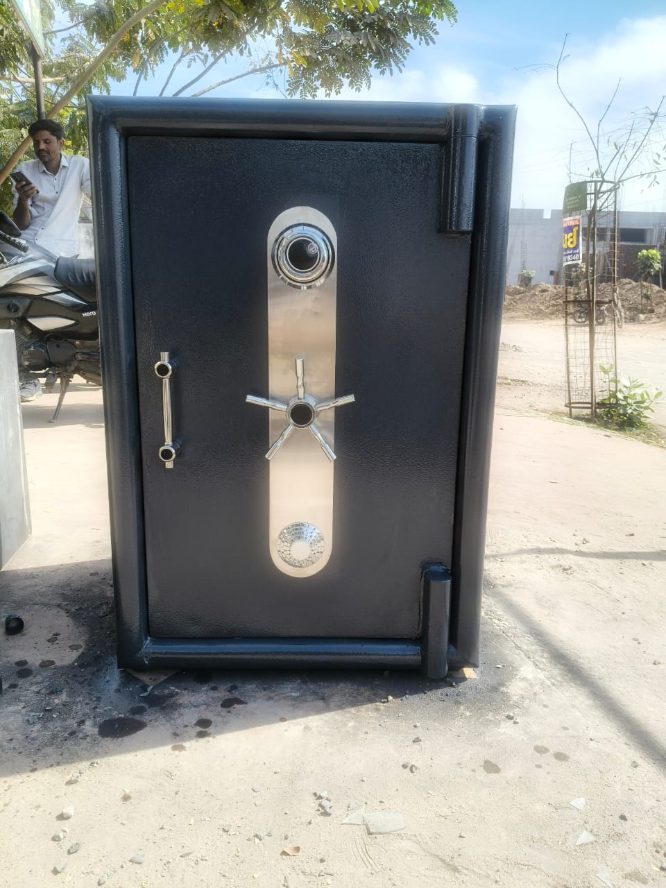 Solid Safe — Model 36